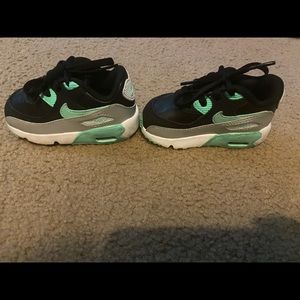 Air max toddler size 5c hardly worn